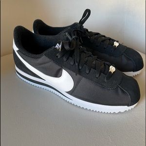 Nike Cortez Black/White